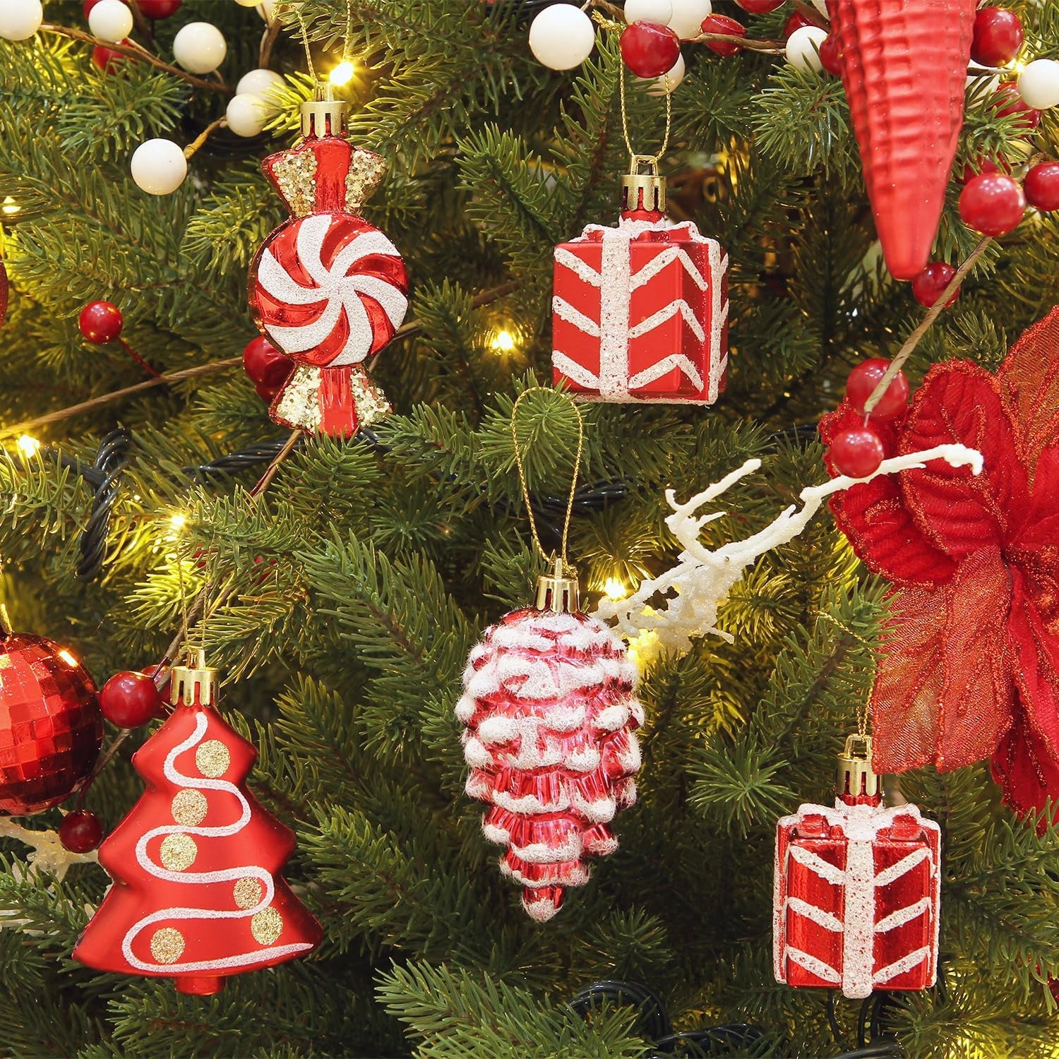 77-Pack Assorted Shatterproof Christmas Balls Christmas Ornaments Set Decorative Baubles Pendants with Reusable Hand-Held Gift Package for Xmas Tree (Red)